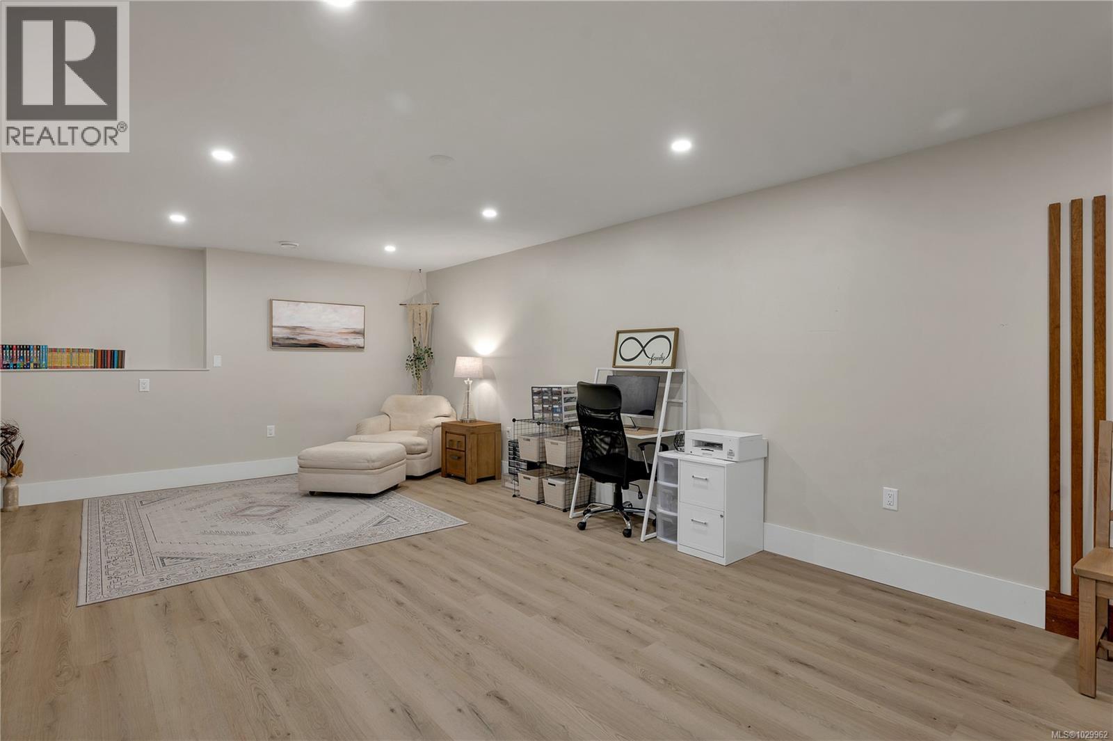 #13 1424 ALDER ST S - 32