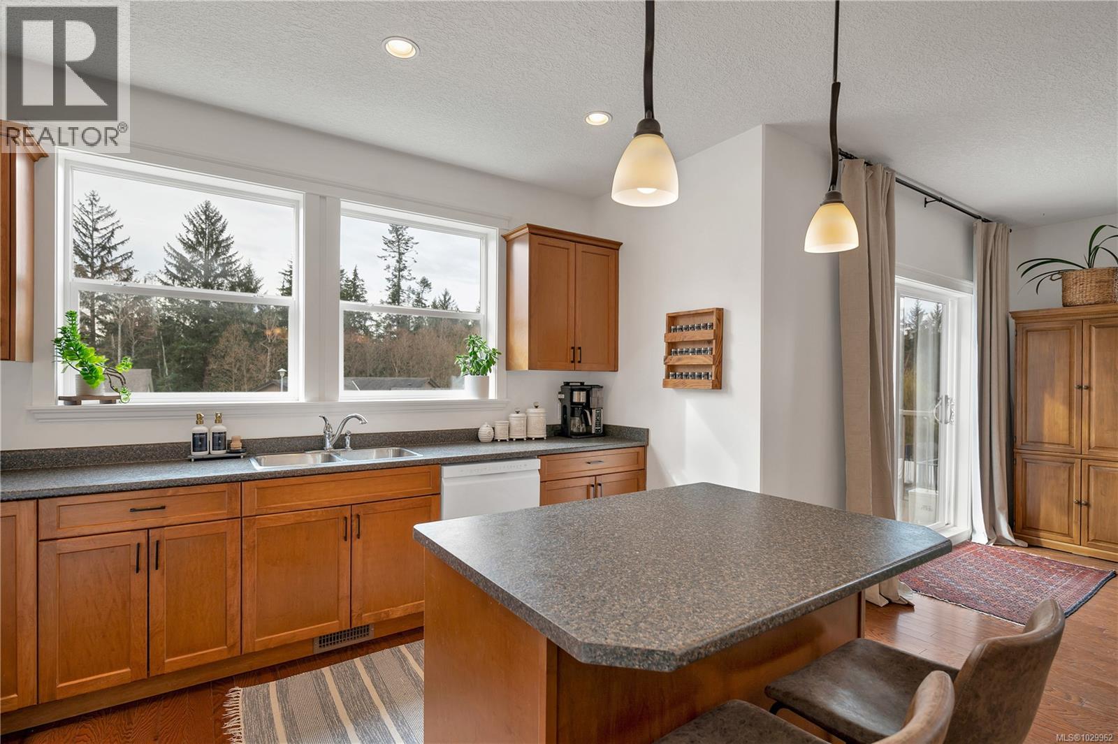 #13 1424 ALDER ST S - 9