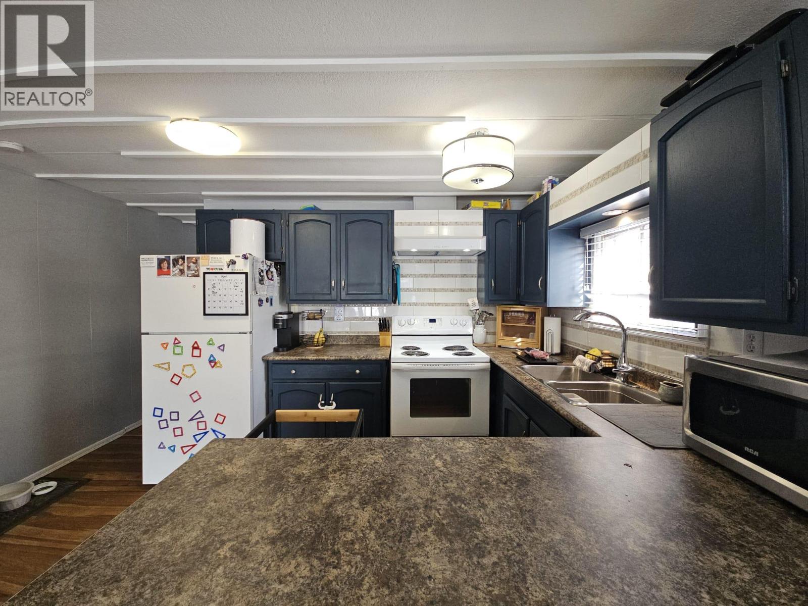 5256 45 Street SE, Chetwynd