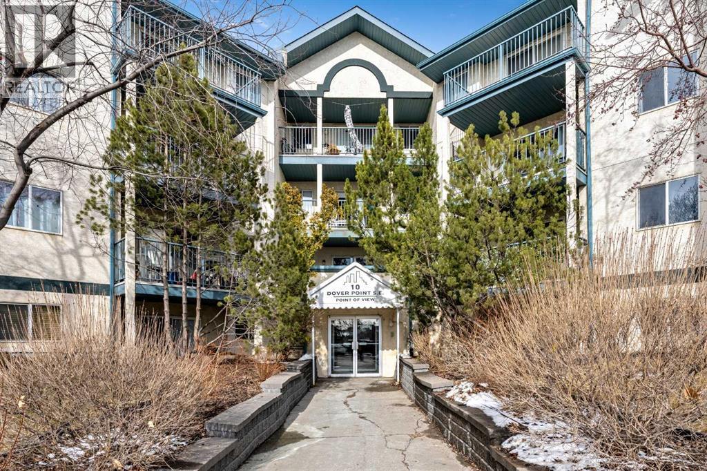 Single Family House for Sale in   Dover Point SE Dover Calgary 