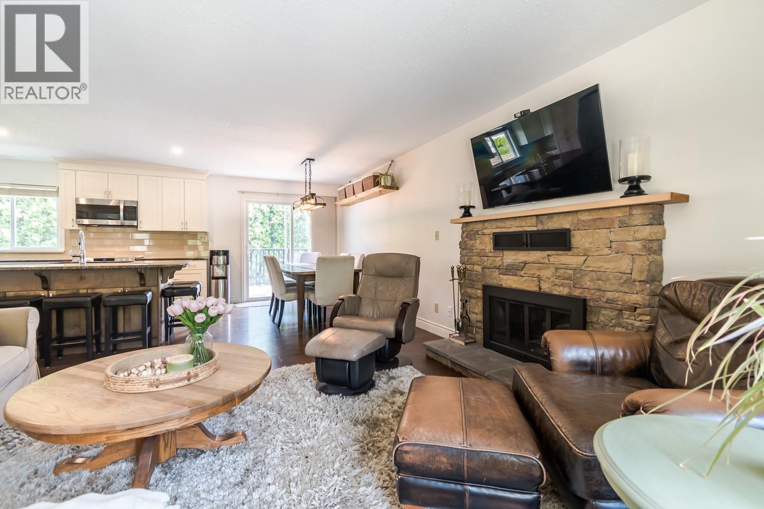 692 Summers Street, Lillooet