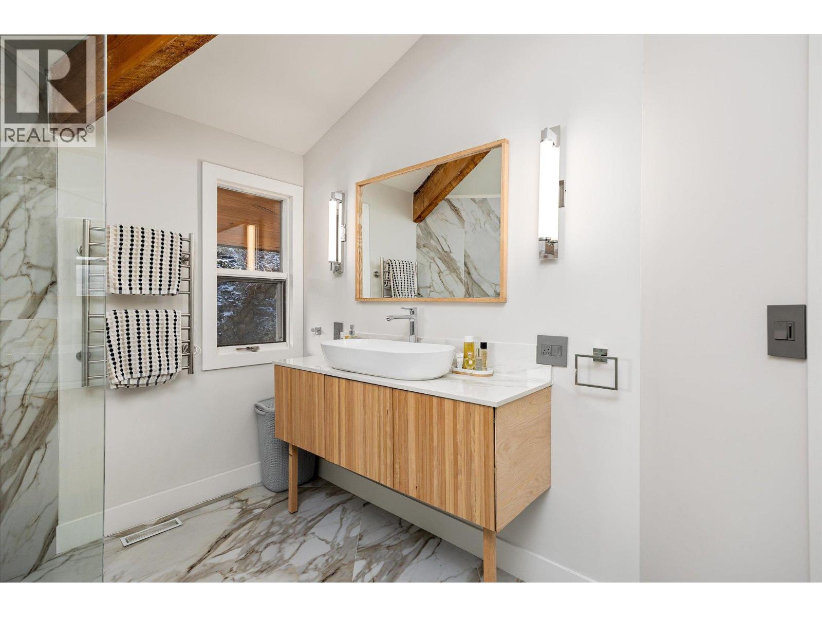  1446 Scott Crescent, West Kelowna