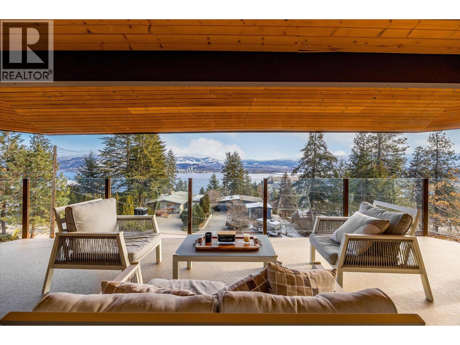  1446 Scott Crescent, West Kelowna