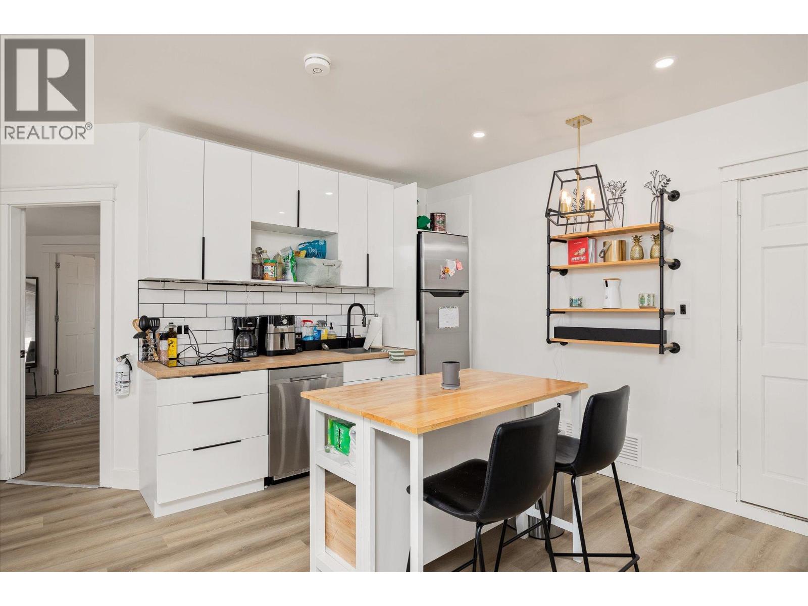  1446 Scott Crescent, West Kelowna