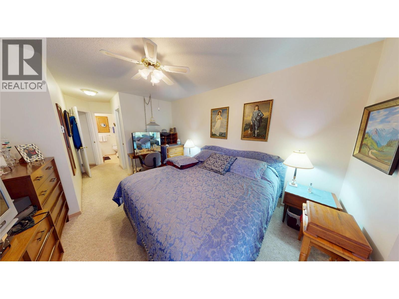 4 7559 Columbia Avenue, Radium Hot Springs