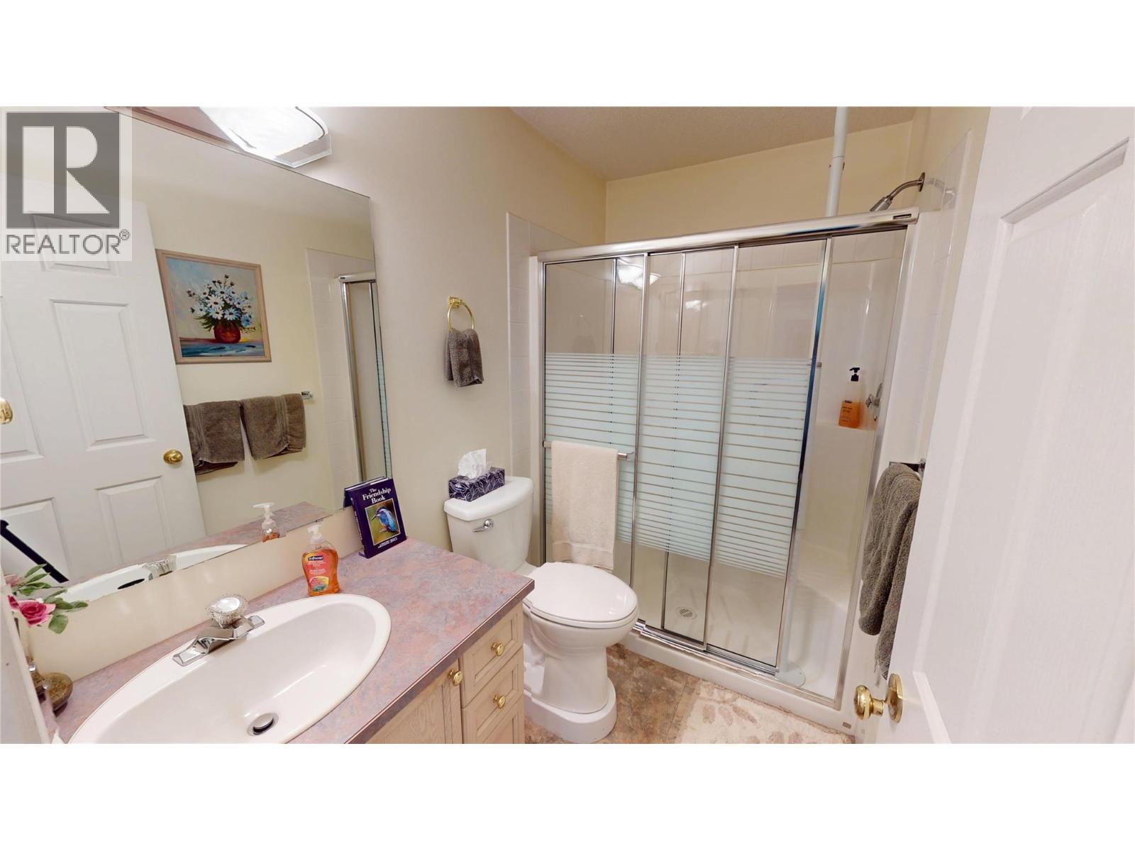 4 7559 Columbia Avenue, Radium Hot Springs