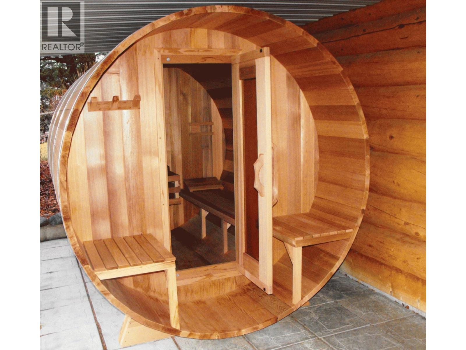 4768 TELQUA DRIVE - 33