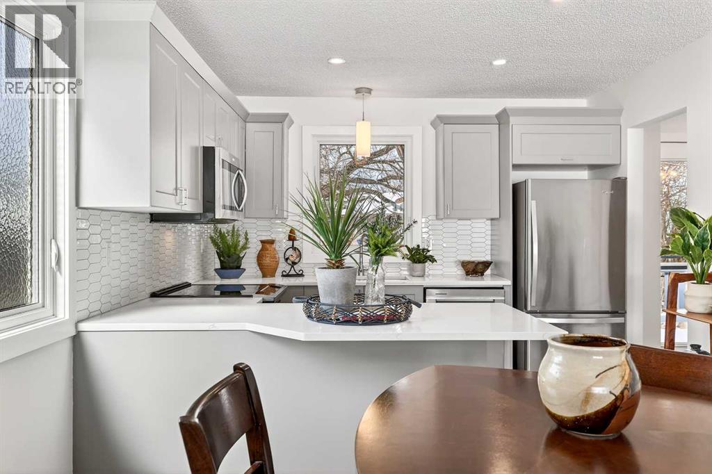 Single Family House Bungalow for Sale in  Dovercrest Drive SE Dover Calgary 