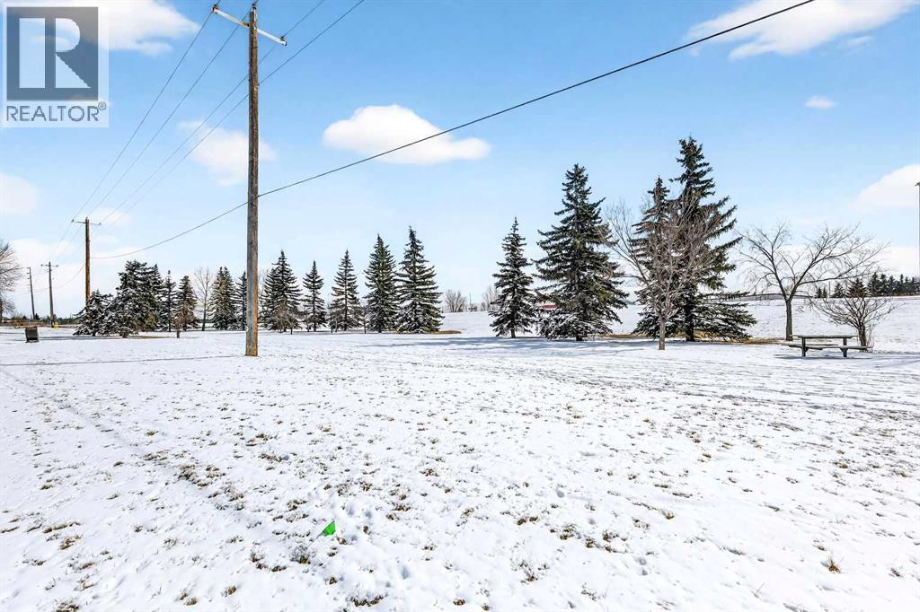 Single Family House Bungalow for Sale in  Dovercrest Drive SE Dover Calgary 