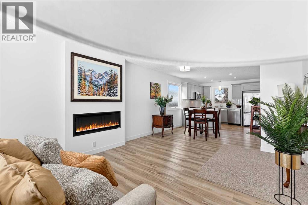 Single Family House Bungalow for Sale in  Dovercrest Drive SE Dover Calgary 