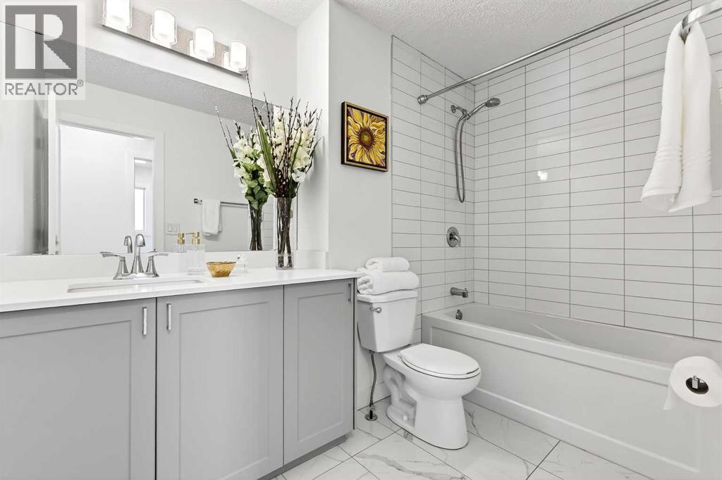 Single Family House Bungalow for Sale in  Dovercrest Drive SE Dover Calgary 