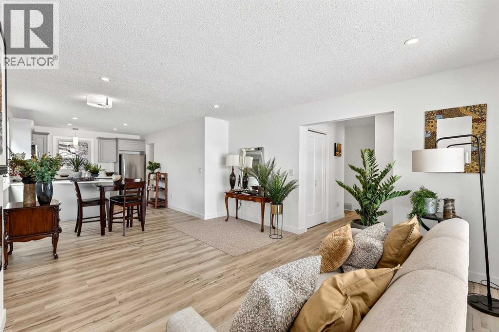 Single Family House Bungalow for Sale in  Dovercrest Drive SE Dover Calgary 