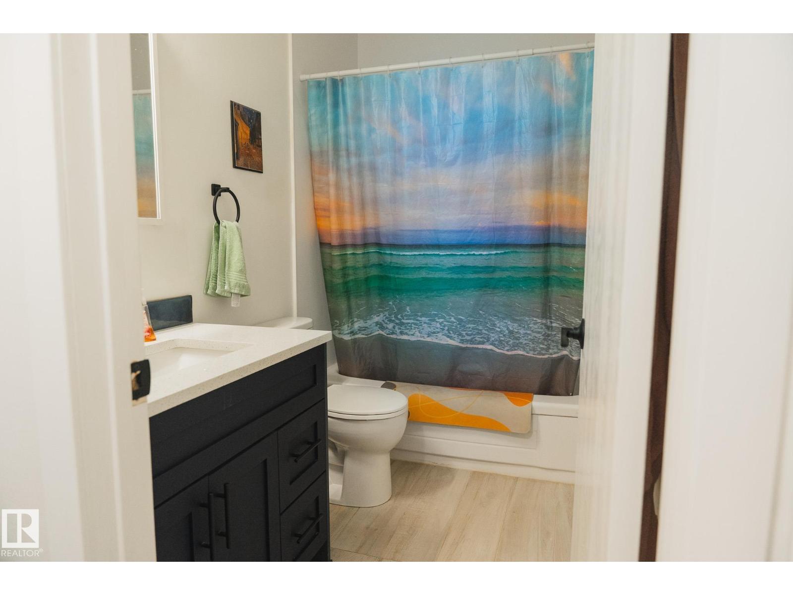 #303 10432 76 AV NW, Edmonton