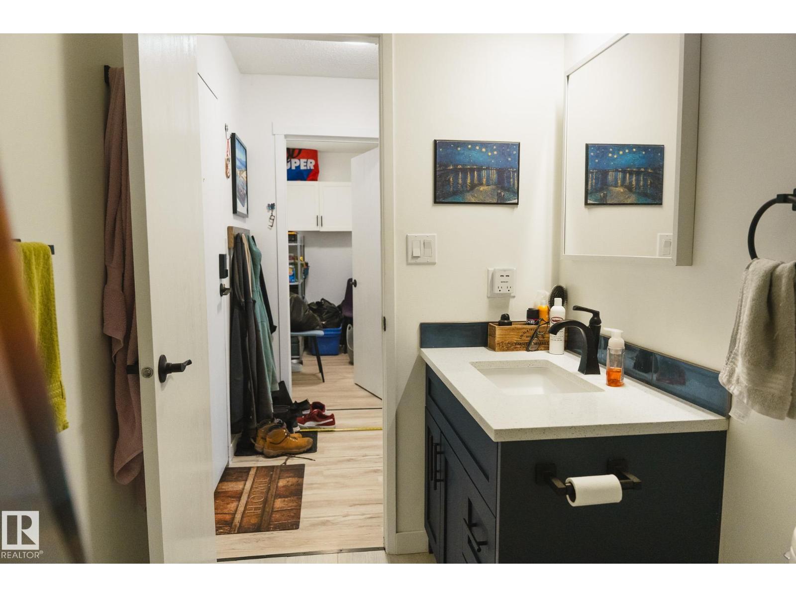 #303 10432 76 AV NW, Edmonton