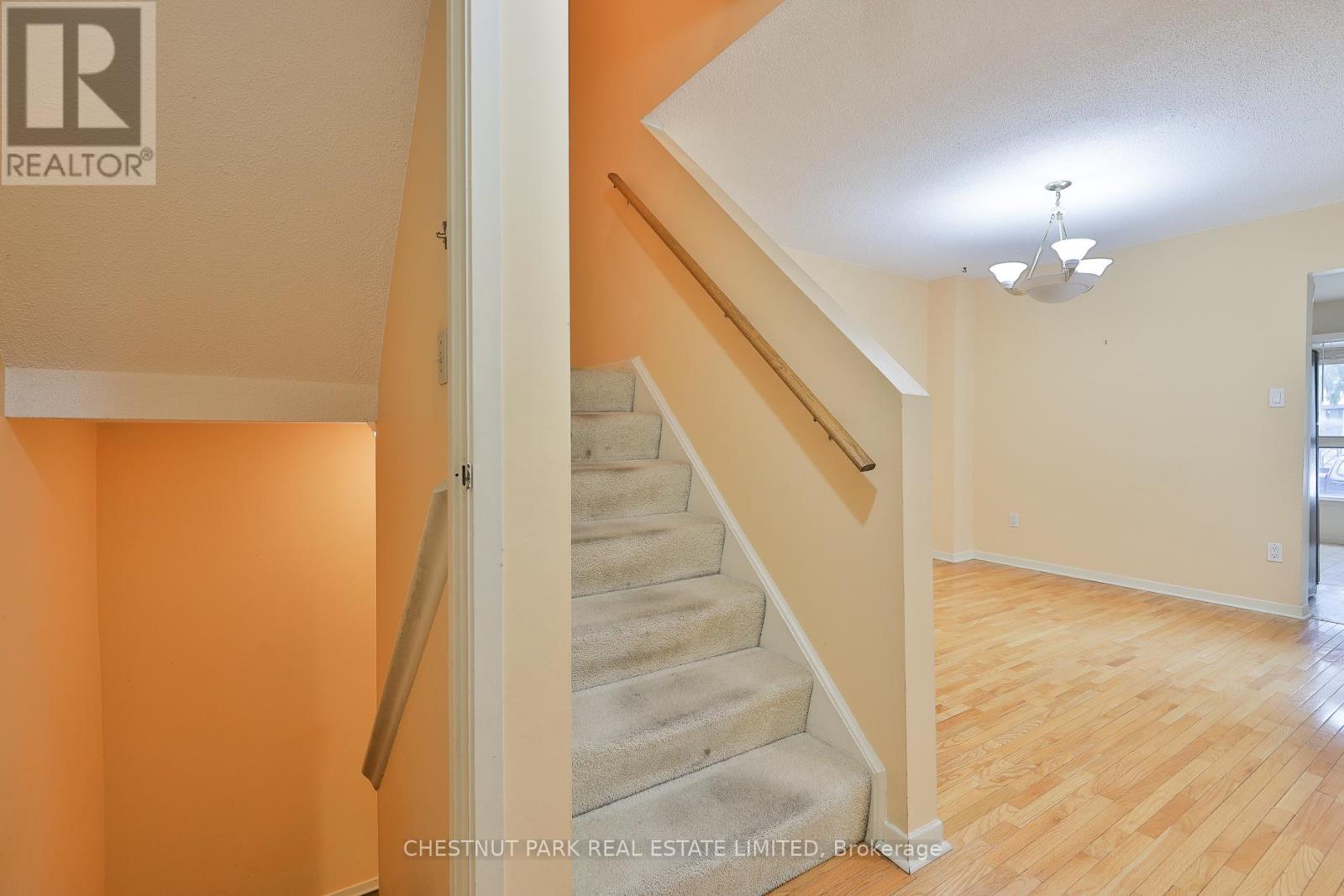 #56 107 BURROWS HALL BOULEVARD - 16