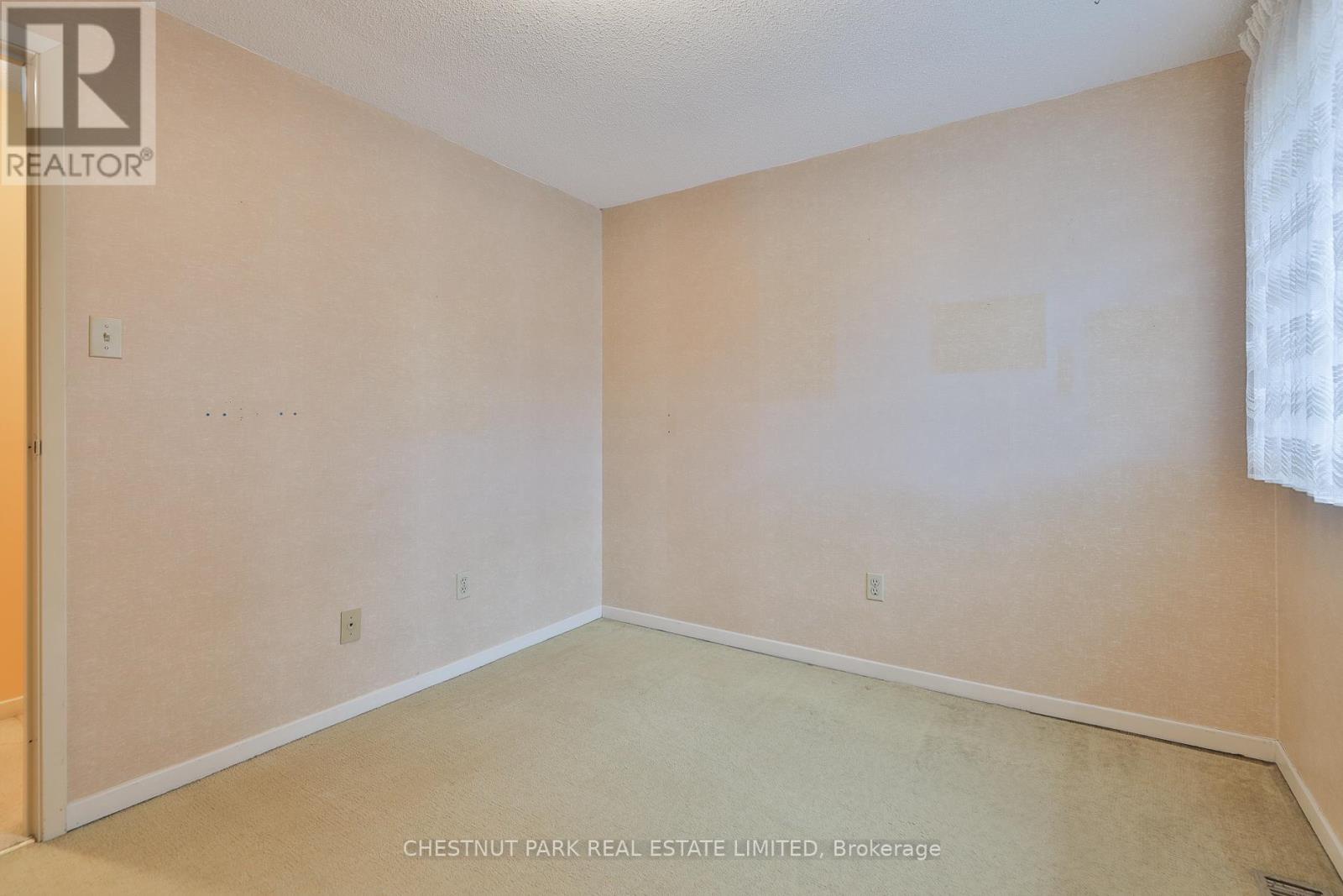 #56 107 BURROWS HALL BOULEVARD - 21