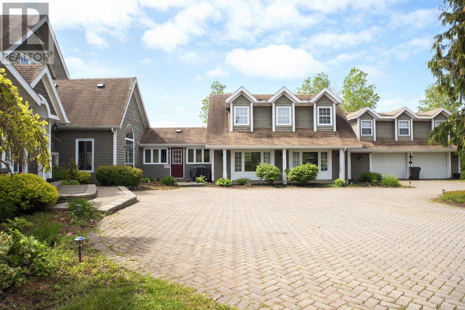 Property 4 of 50 of 815 Coxheath Road