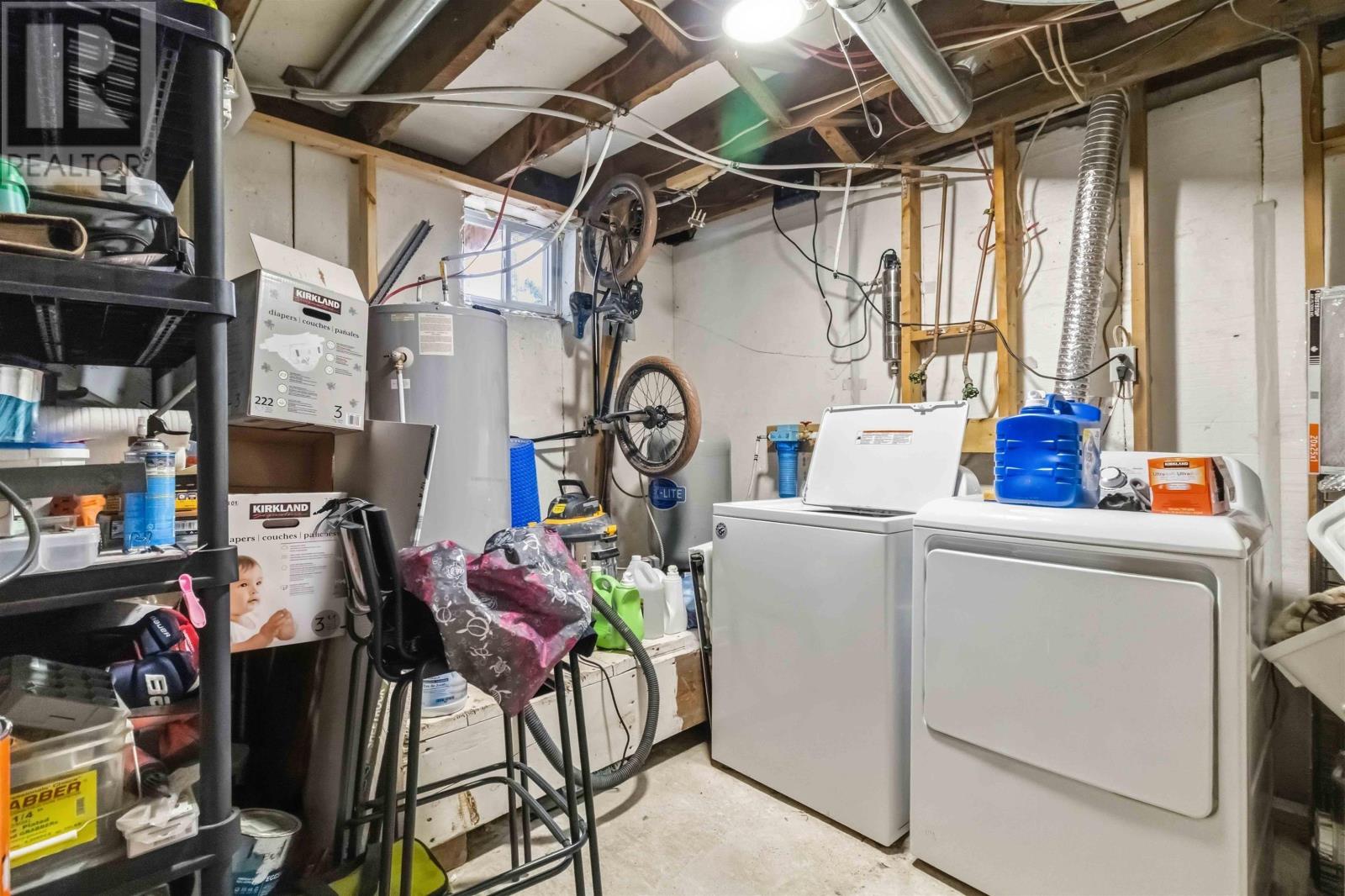 Property 28 of 31 of 8 Faulkner Crescent