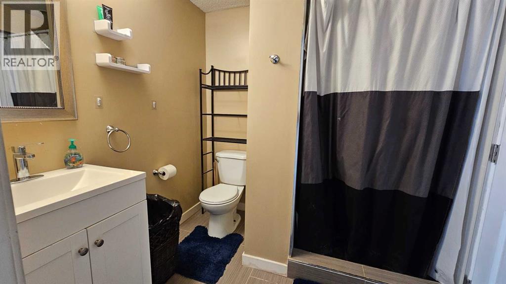 Single Family House for Sale in  Whitewood Place NE Whitehorn Calgary 