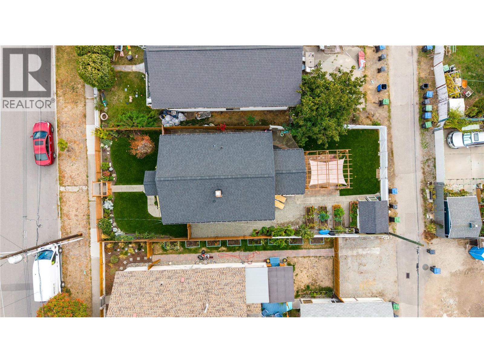 551 BURNS STREET STREET - 22