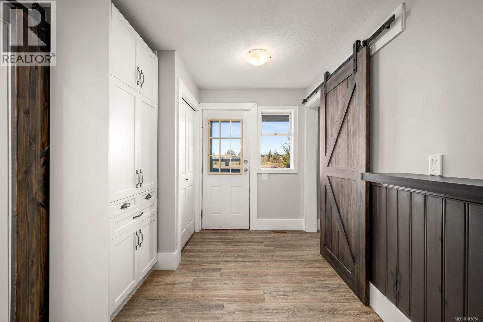 6104 LEDINGHAM RD - 14