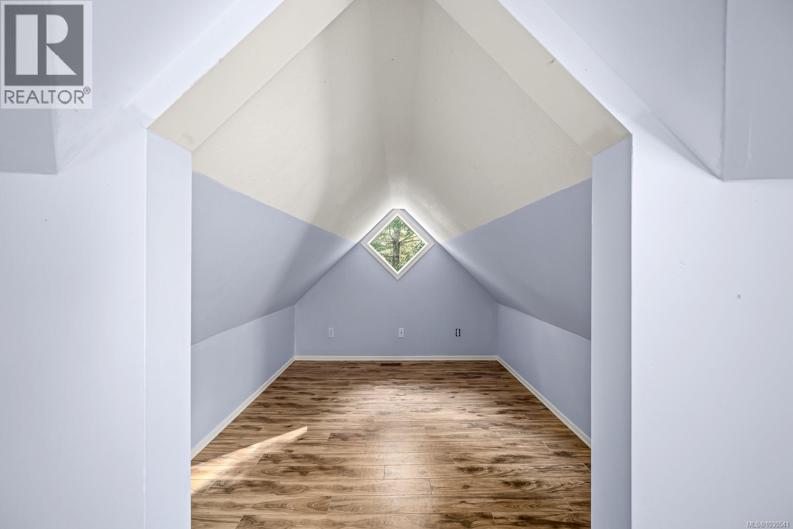 6104 LEDINGHAM RD - 22