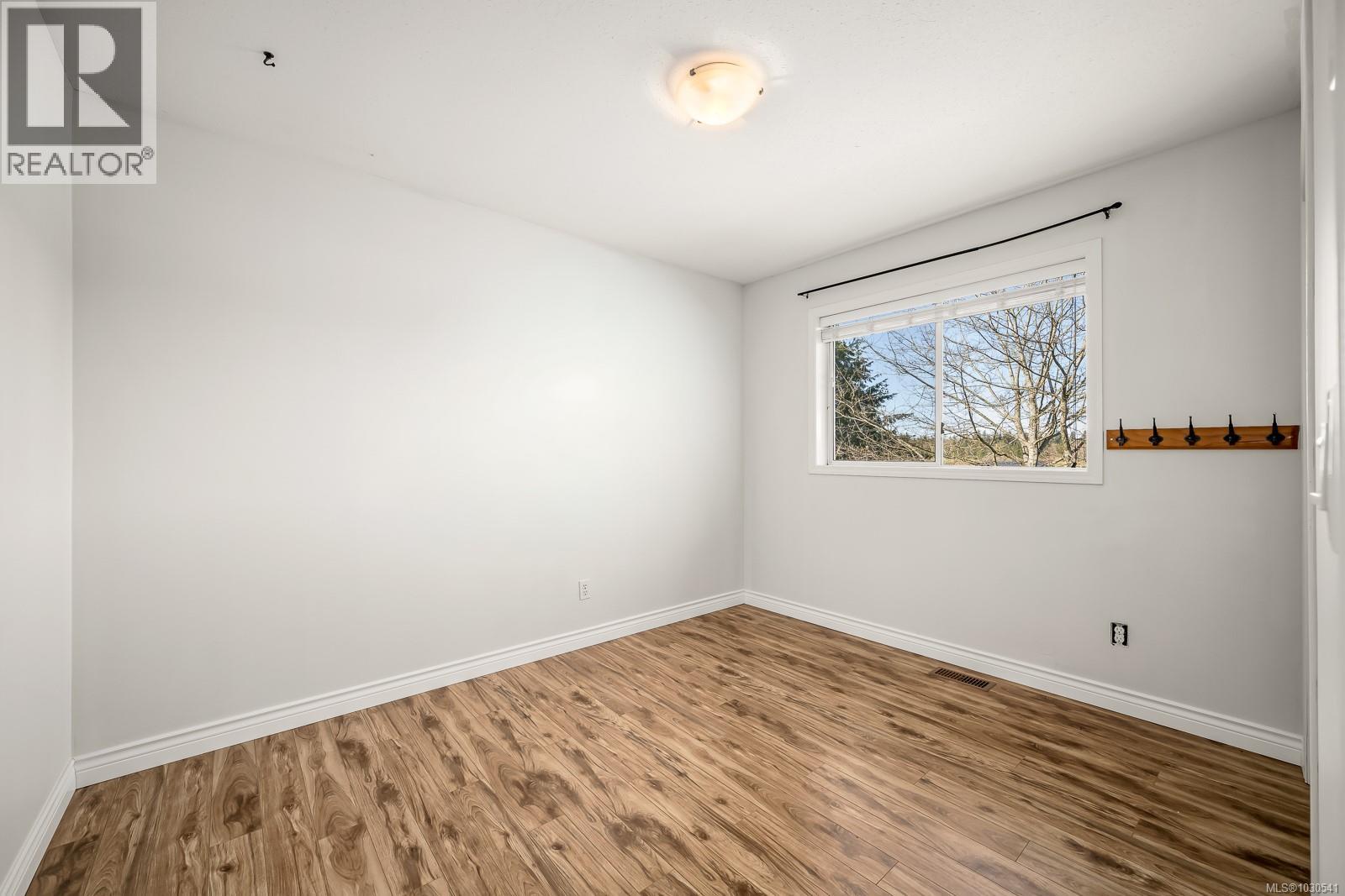 6104 LEDINGHAM RD - 24