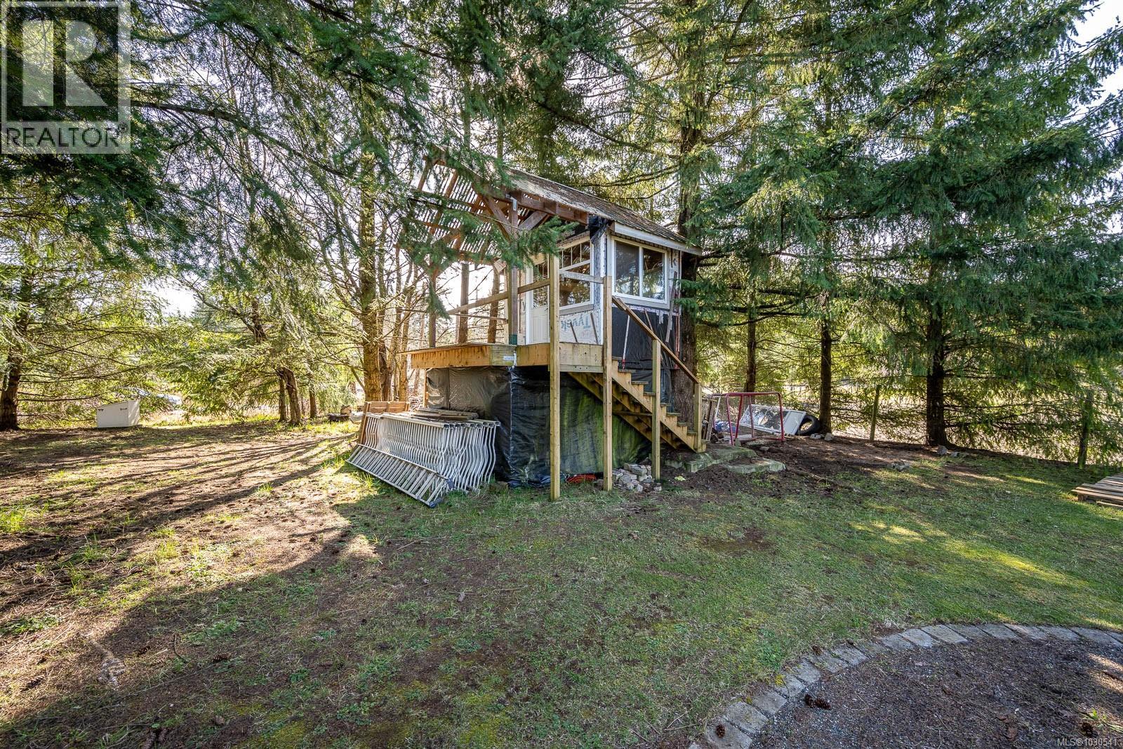 6104 Ledingham Rd - 53
