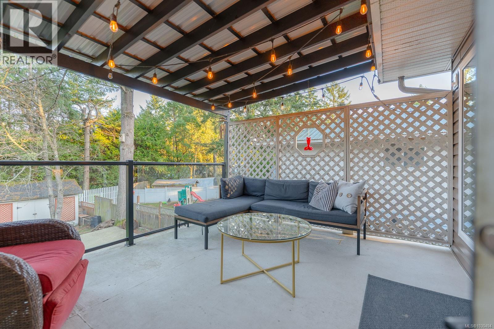 3248 UPLANDS DR - 27