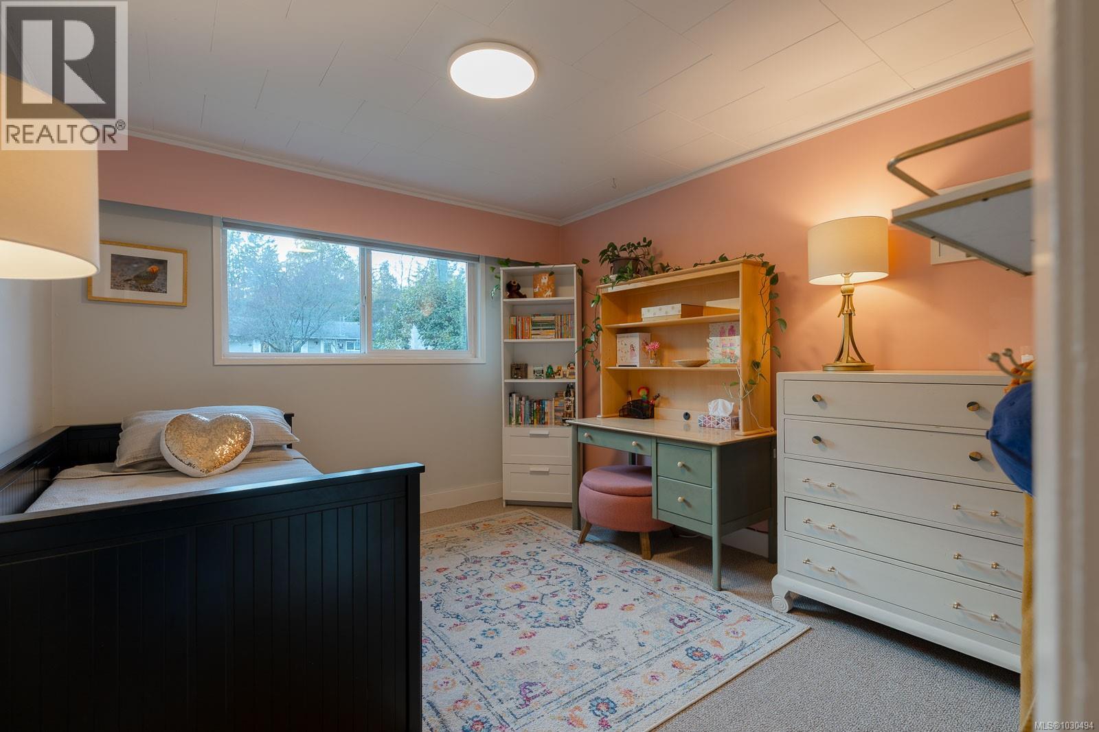 3248 UPLANDS DR - 32