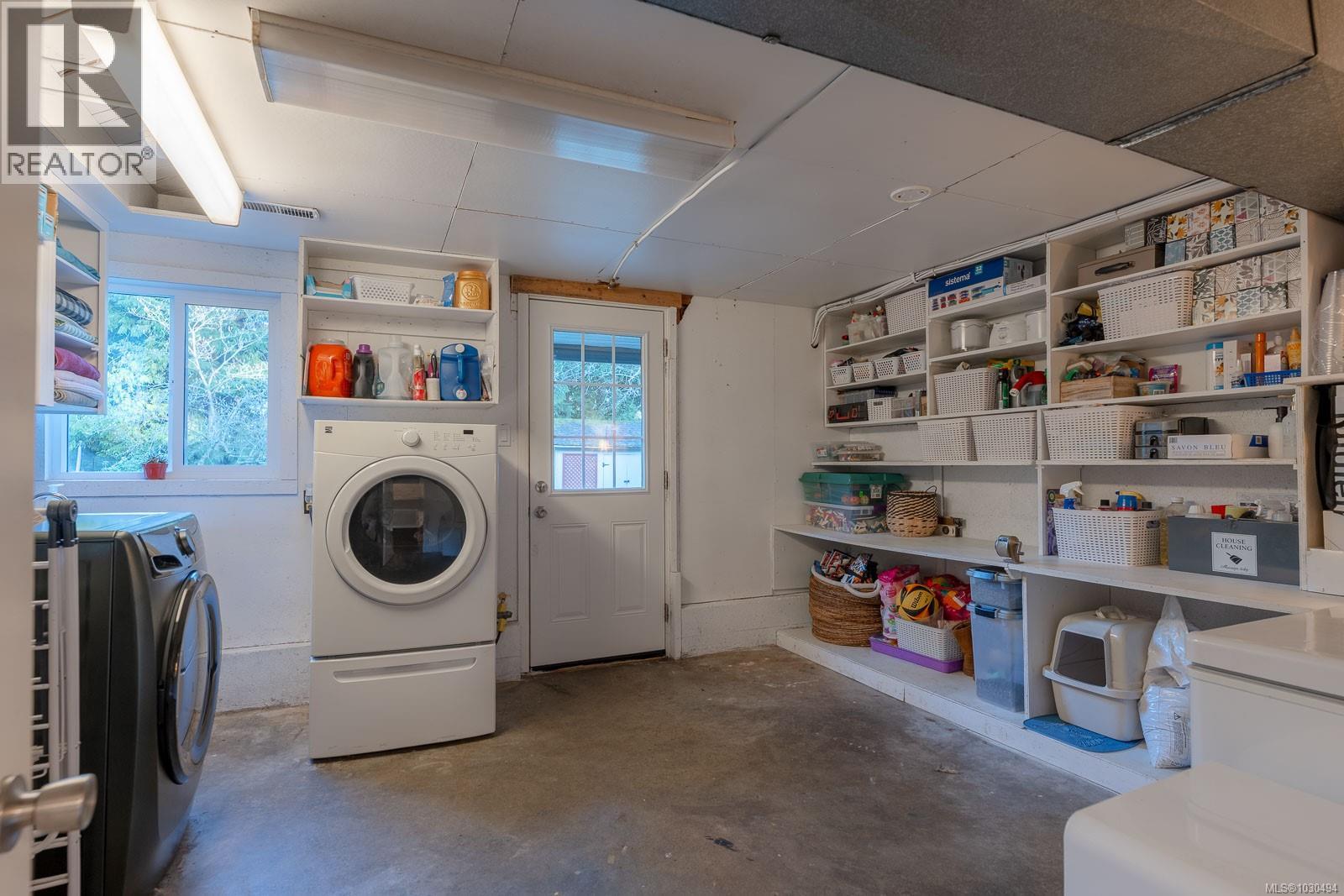 3248 UPLANDS DR - 41