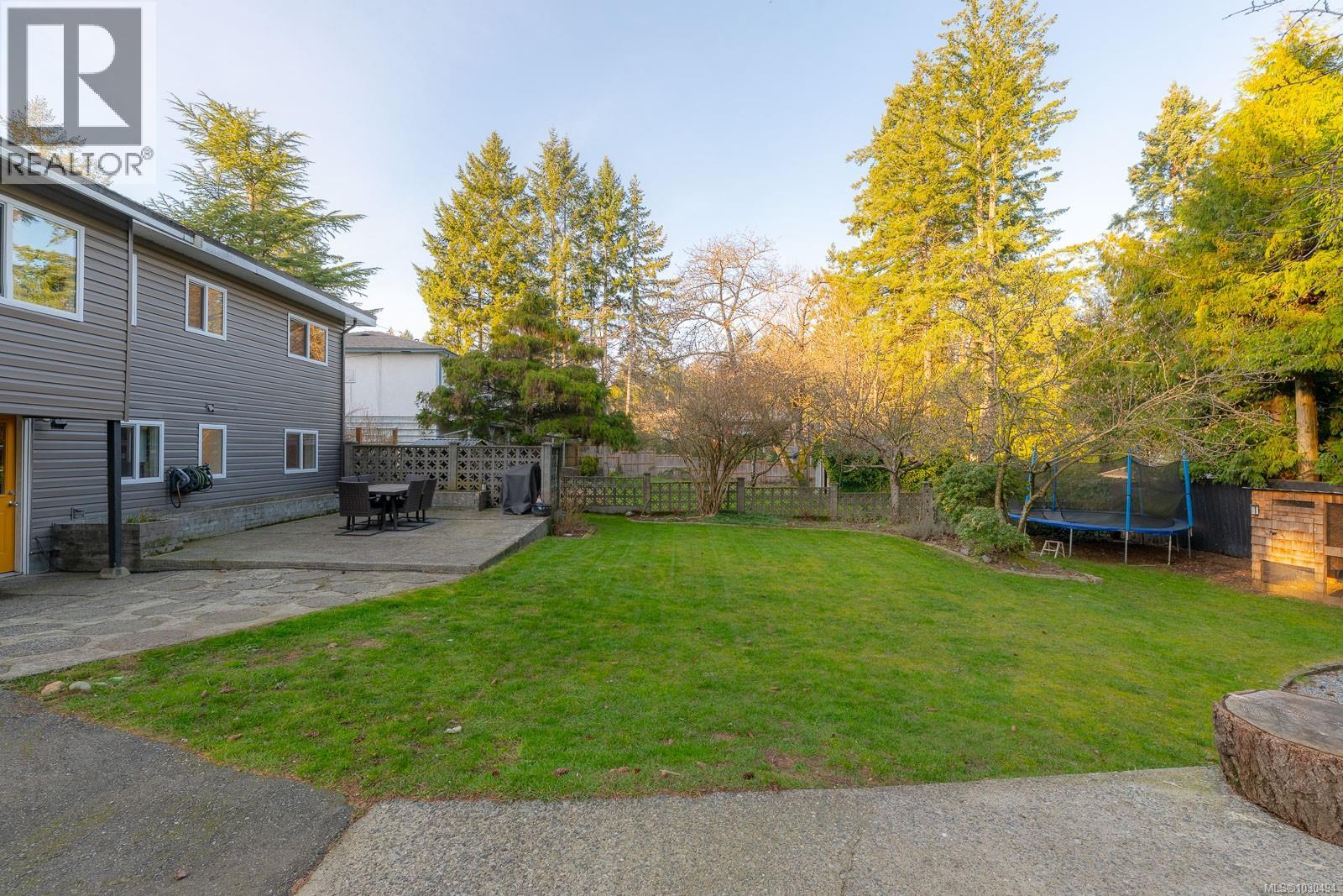 3248 UPLANDS DR - 44