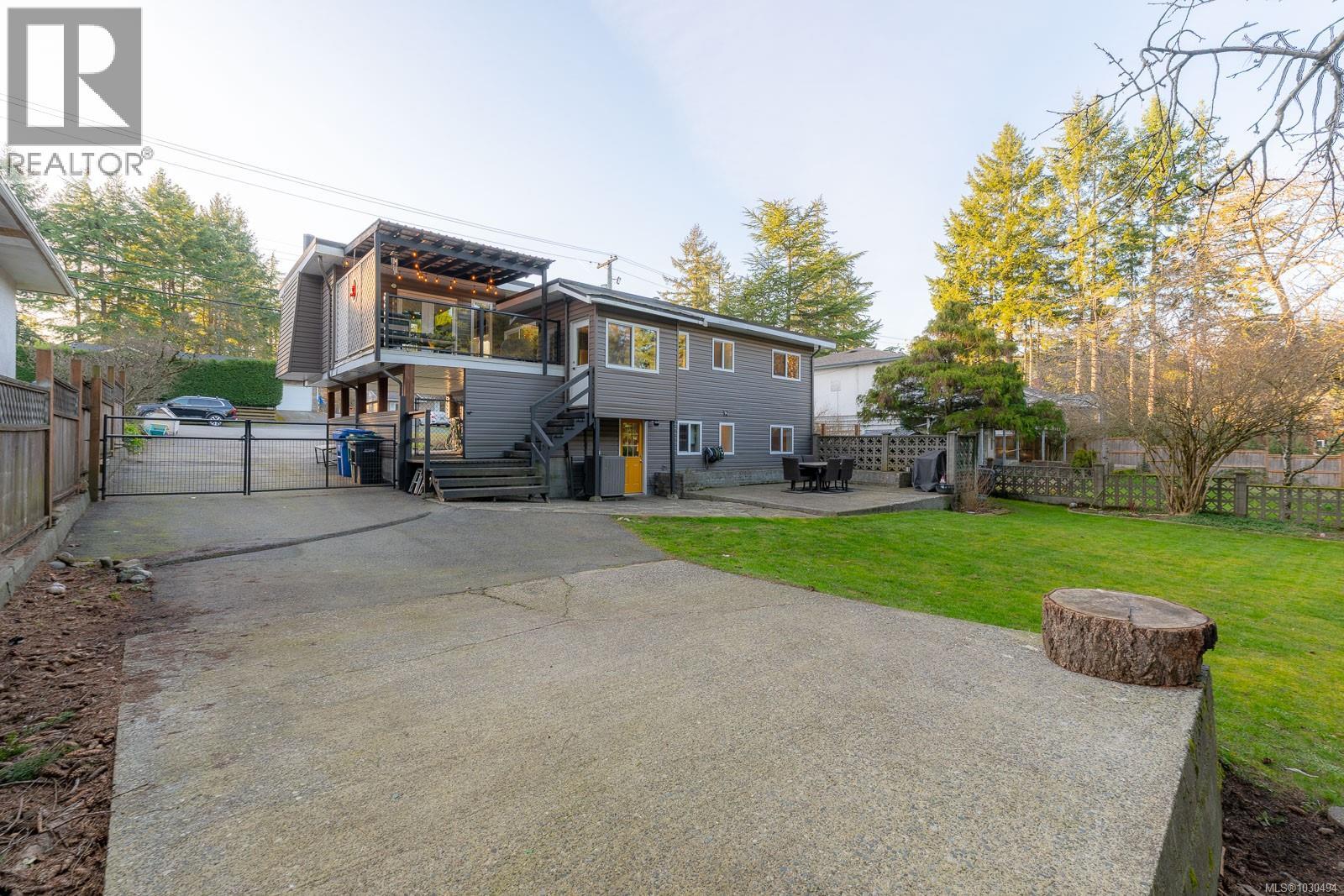 3248 UPLANDS DR - 45