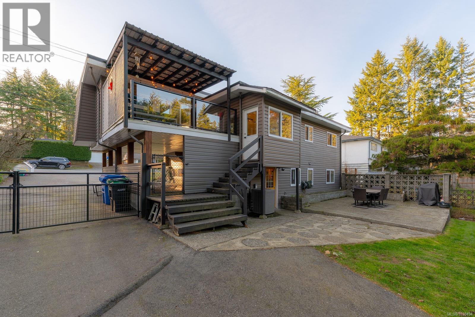 3248 UPLANDS DR - 46