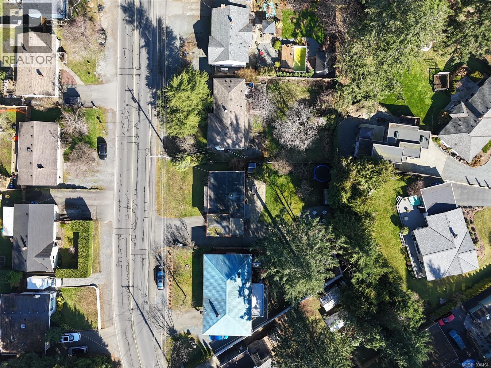 3248 UPLANDS DR - 69