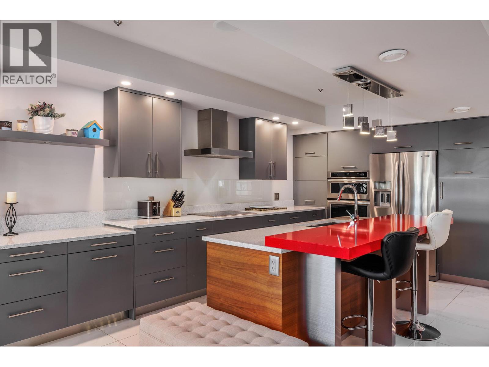 #113 1156 Sunset Drive - 11