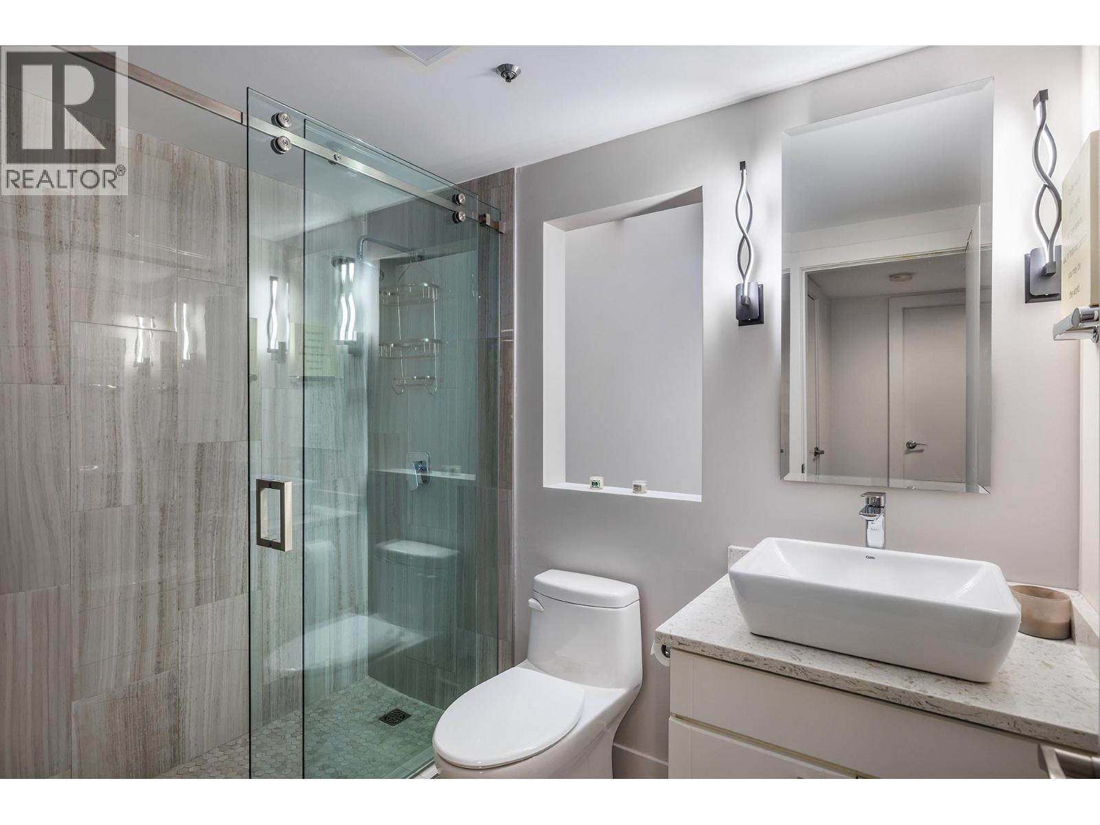 113 1156 Sunset Drive, Kelowna