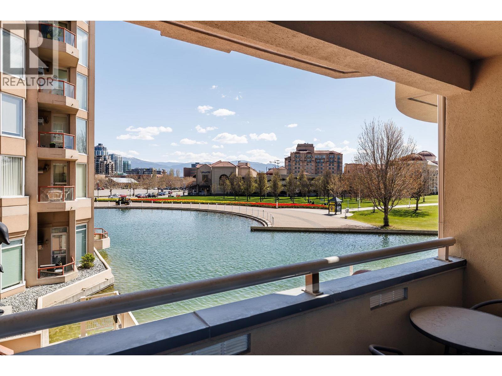 113 1156 Sunset Drive, Kelowna