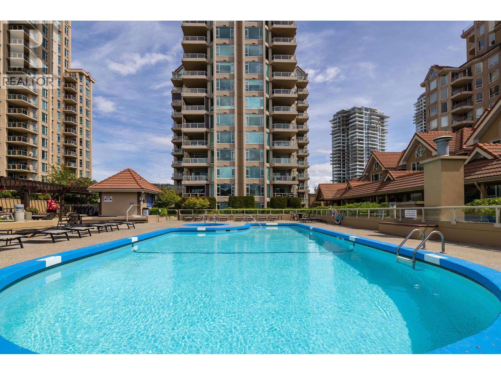 113 1156 Sunset Drive, Kelowna