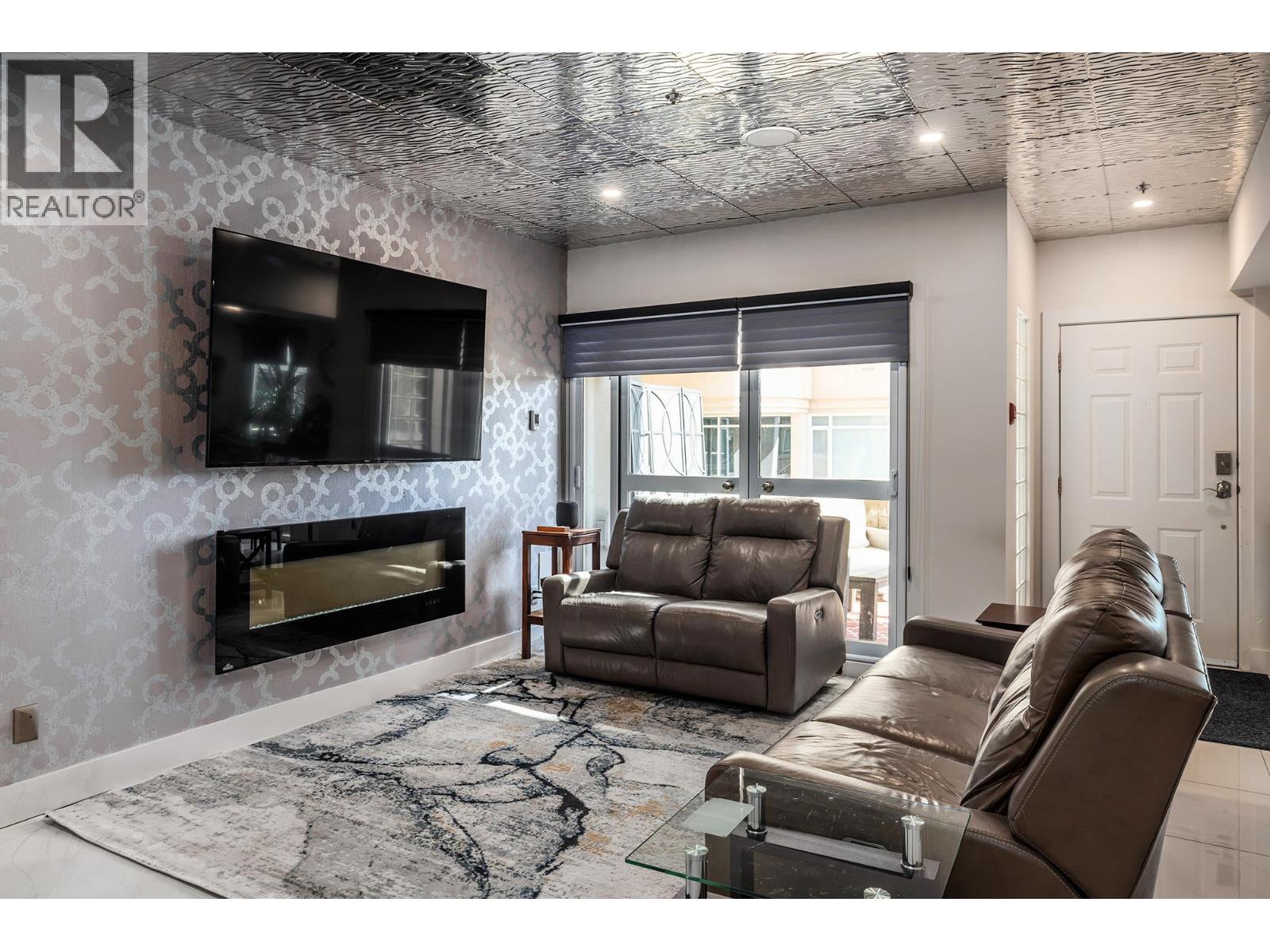 #113 1156 Sunset Drive - 4