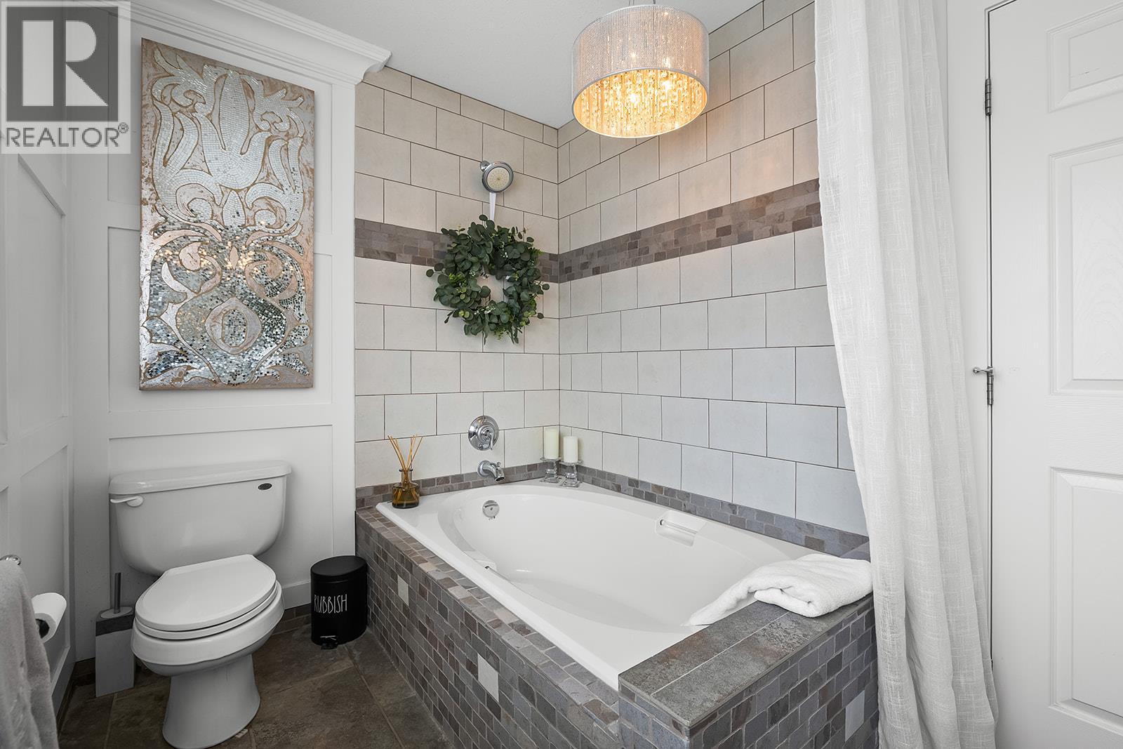  3025 Wales Road, West Kelowna