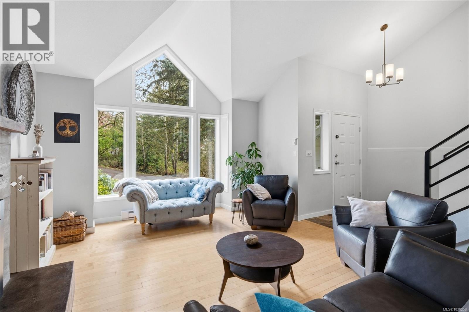 2087 INDIAN CRES - 5