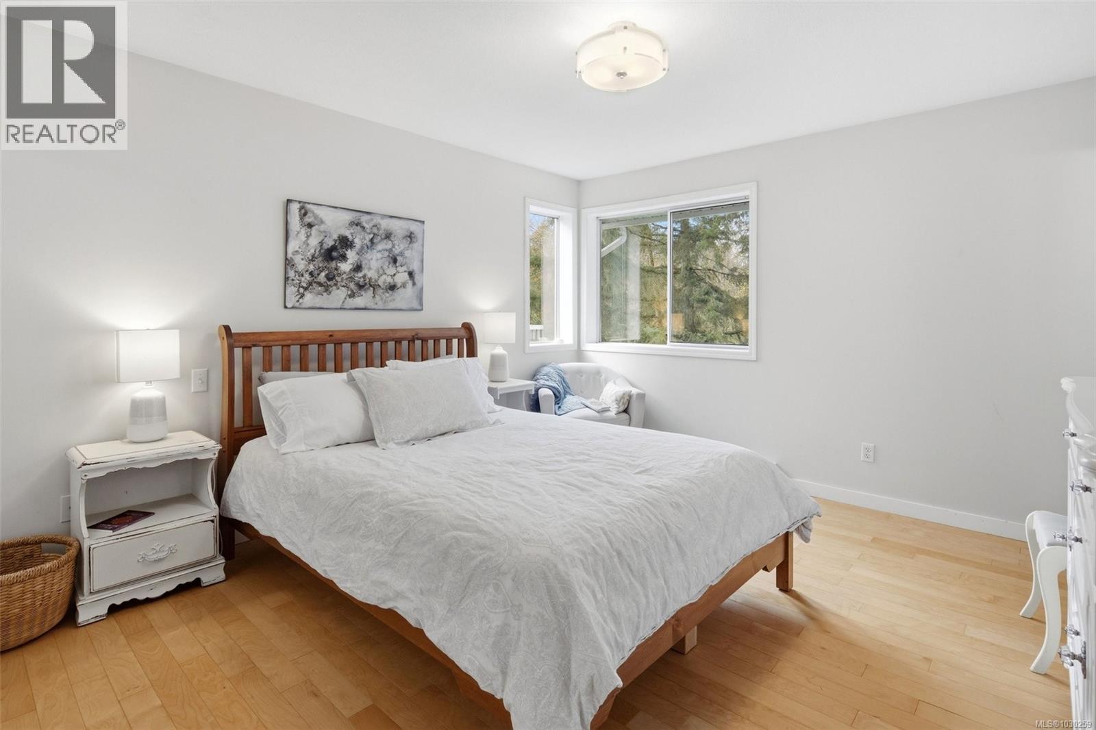 2087 INDIAN CRES - 26