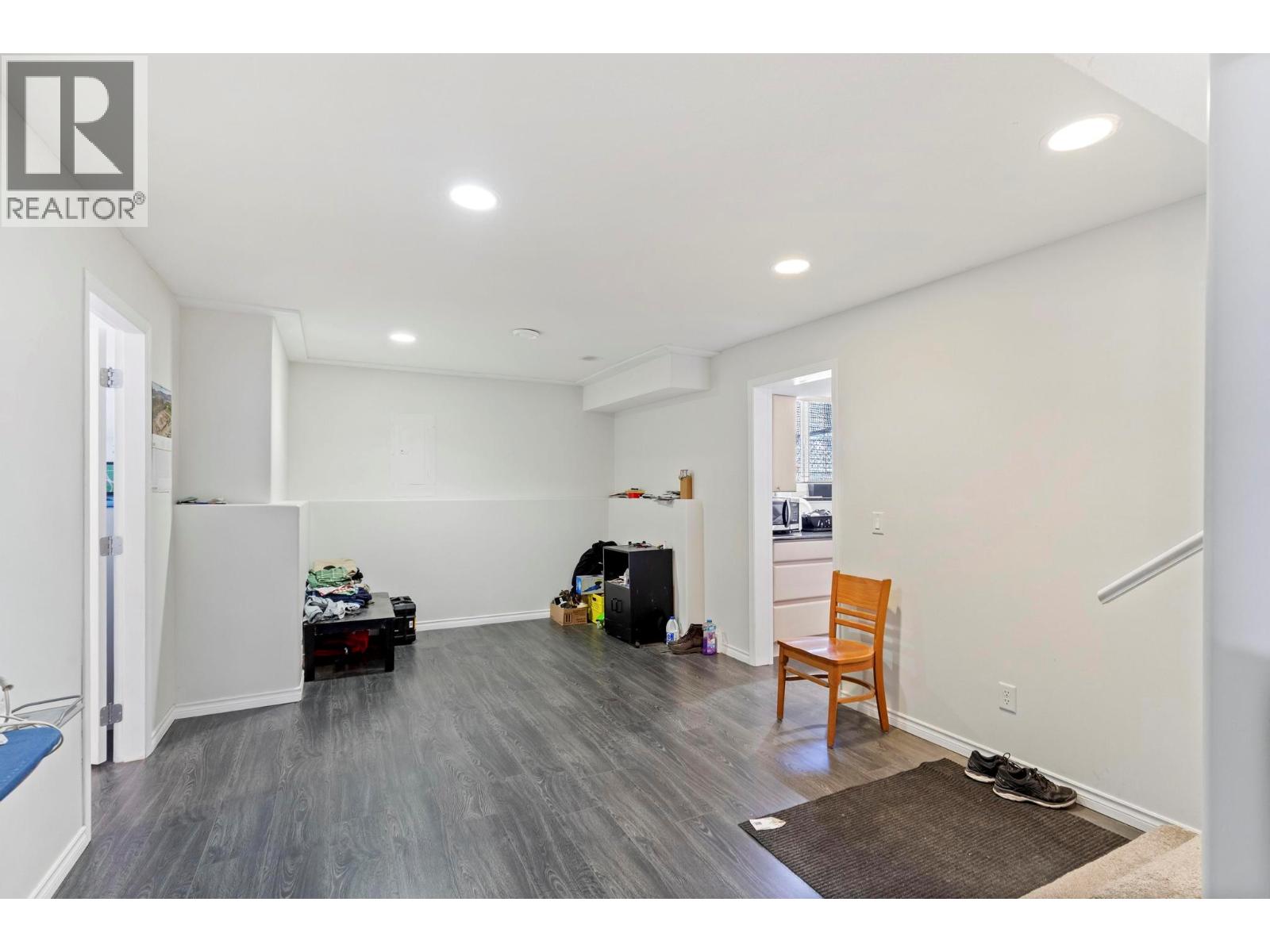 4945 South Ridge Drive - 32