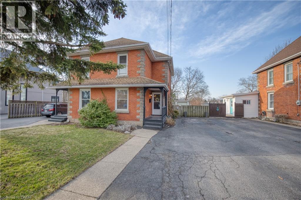 312 CLARENCE Street