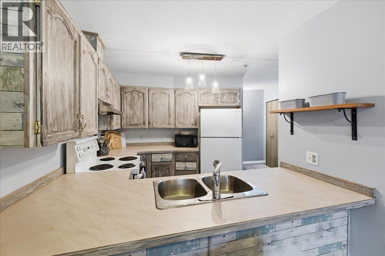 311 11595 FRASER STREET, Maple Ridge