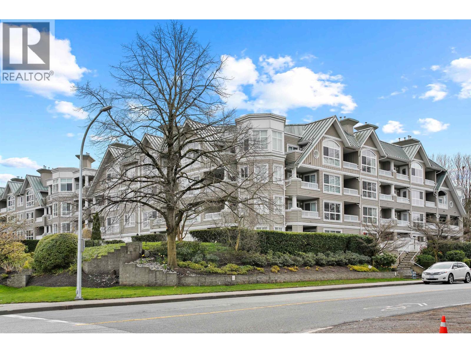 #304-5500 LYNAS Lane, Richmond