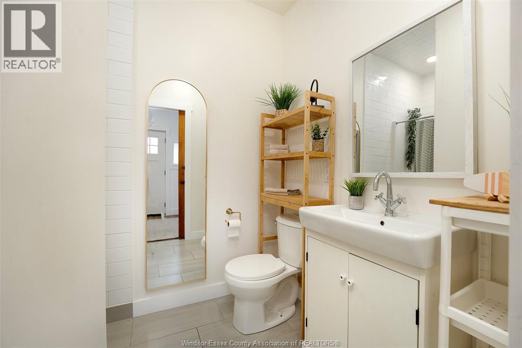 1295 HERITAGE ROAD - 22