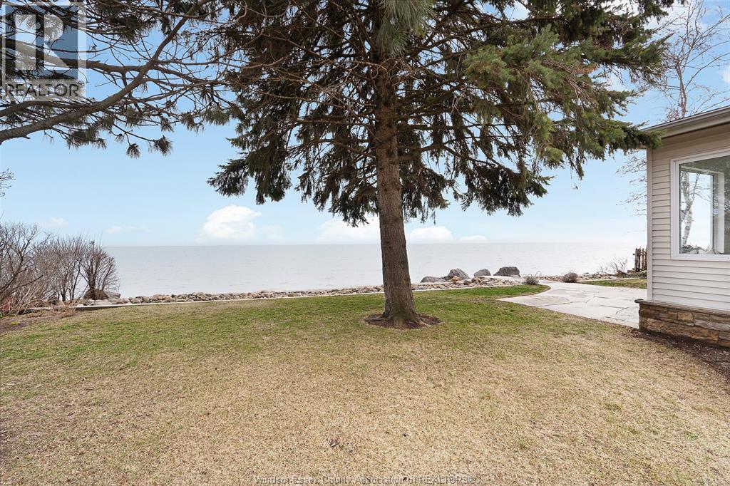1295 HERITAGE ROAD - 3