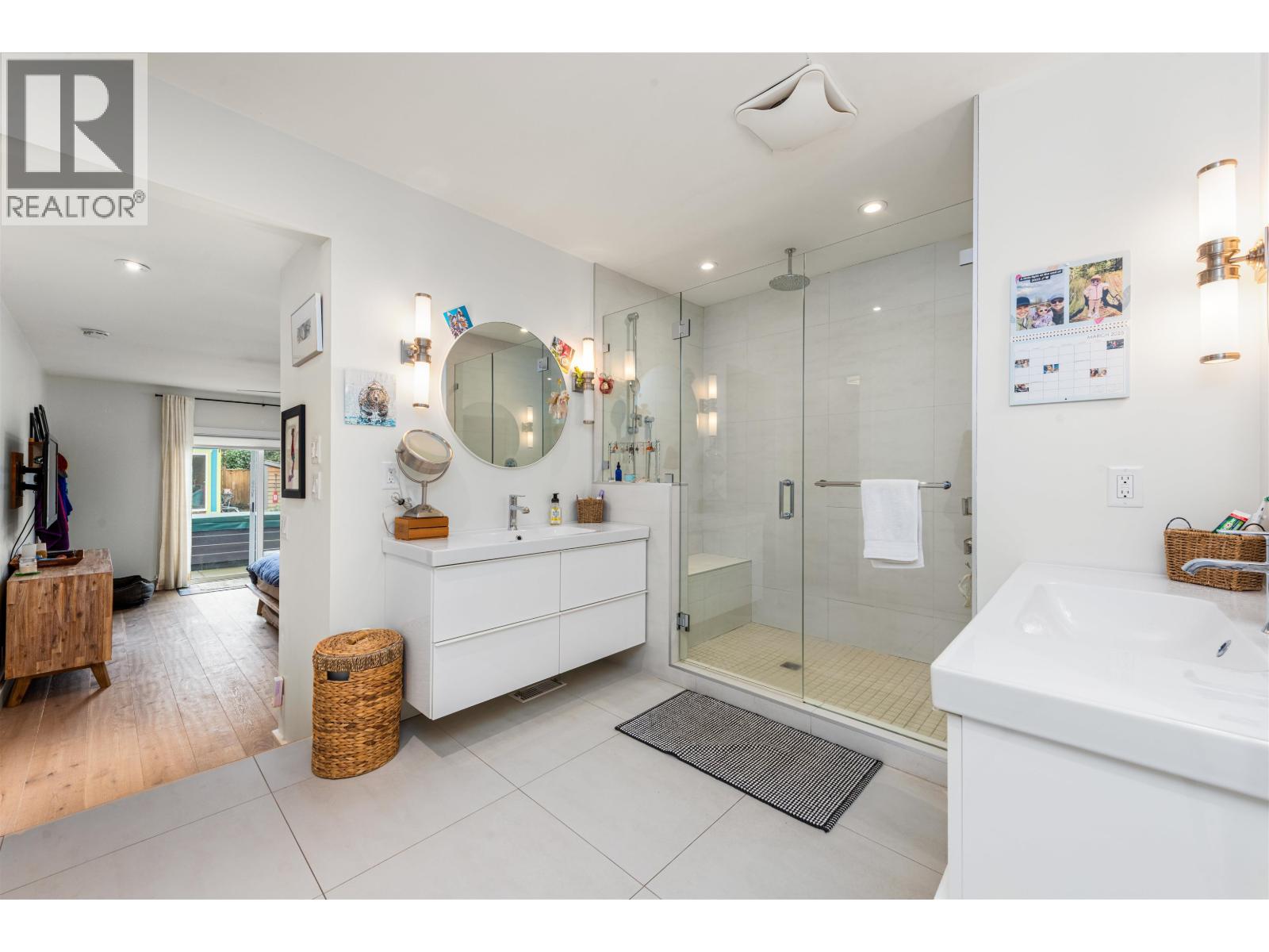 41562 ROD ROAD, Squamish